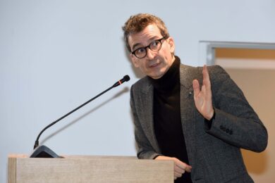 Yoox condannata dall’Antitrust: “Prezzi ingannevoli”, multa da 5,25 mln