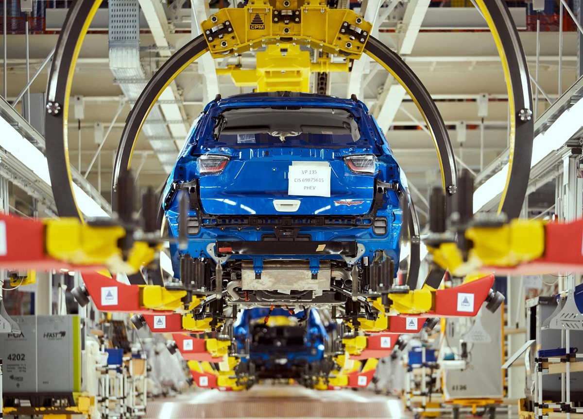 L’allarme di Intesa Sanpaolo: “Produzione industriale più debole delle attese” L’allarme di Intesa Sanpaolo: “Produzione industriale più debole delle attese”