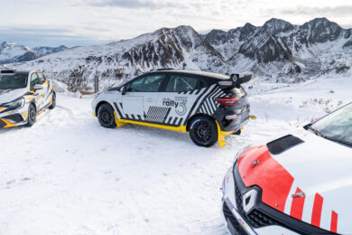 Renault svela la nuova Clio Rally 3 a quattro ruote motrici