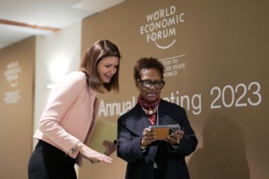 Davos, parte il World Economic Forum. Oxfam: “In Italia diseguaglianze boom”