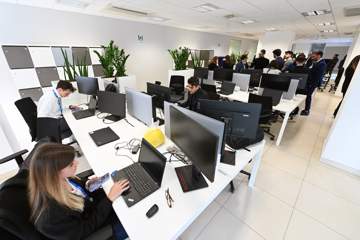 Atos, inaugurata la nuova sede a Bari
