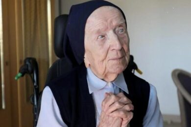 È morta la persona più anziana del mondo. Lucile Randon aveva 118 anni