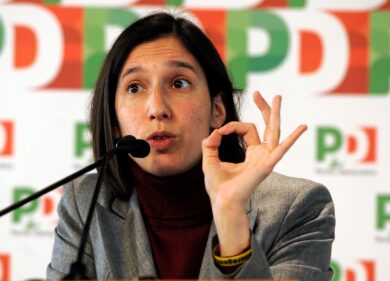Congresso Pd, nei sondaggi Schlein accorcia le distanze con Bonaccini