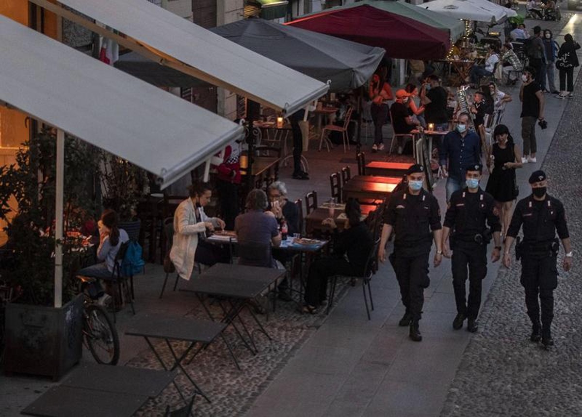 Addio a Empio Malara, fondatore degli “Amici dei Navigli” Addio a Empio Malara, fondatore degli “Amici dei Navigli”
