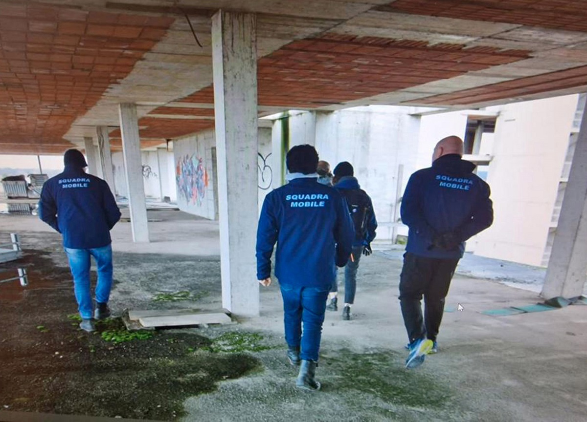 Confessò un omicidio sulla scheda elettorale: indagini in corso Confessò un omicidio sulla scheda elettorale: indagini in corso