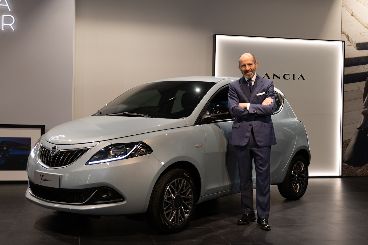 Nuova Lancia Ypsilon sempre più elegante e tecnologica Nuova Lancia Ypsilon sempre più elegante e tecnologica