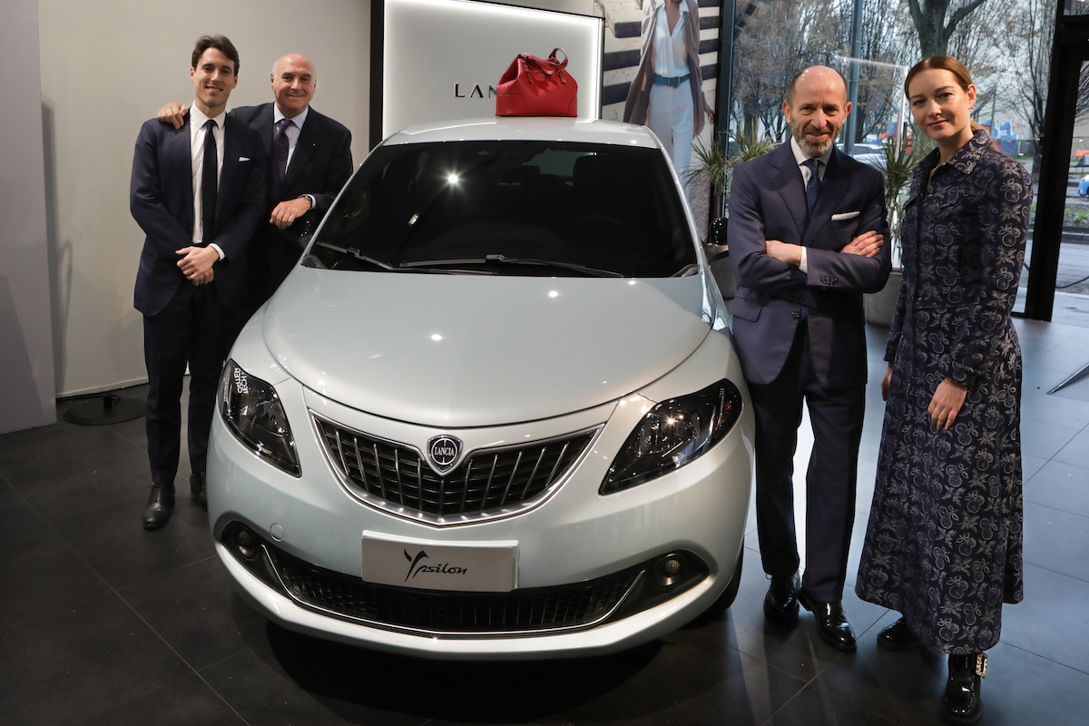 Lancia annuncia la partnership con la maison E. Marinella Lancia annuncia la partnership con la maison E. Marinella