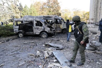 Ucraina, Tajani: “Sì alle armi, non è tempo di pace”. Ma la Nato è a pezzi
