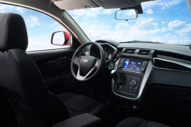 Mahindra presenta le nuove promozioni con finanziamento per il kuv100 nxt