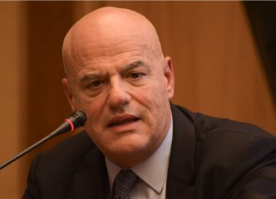 Eni, Descalzi: “Con l’Algeria, Italia indipendente dal gas russo entro 2 anni”