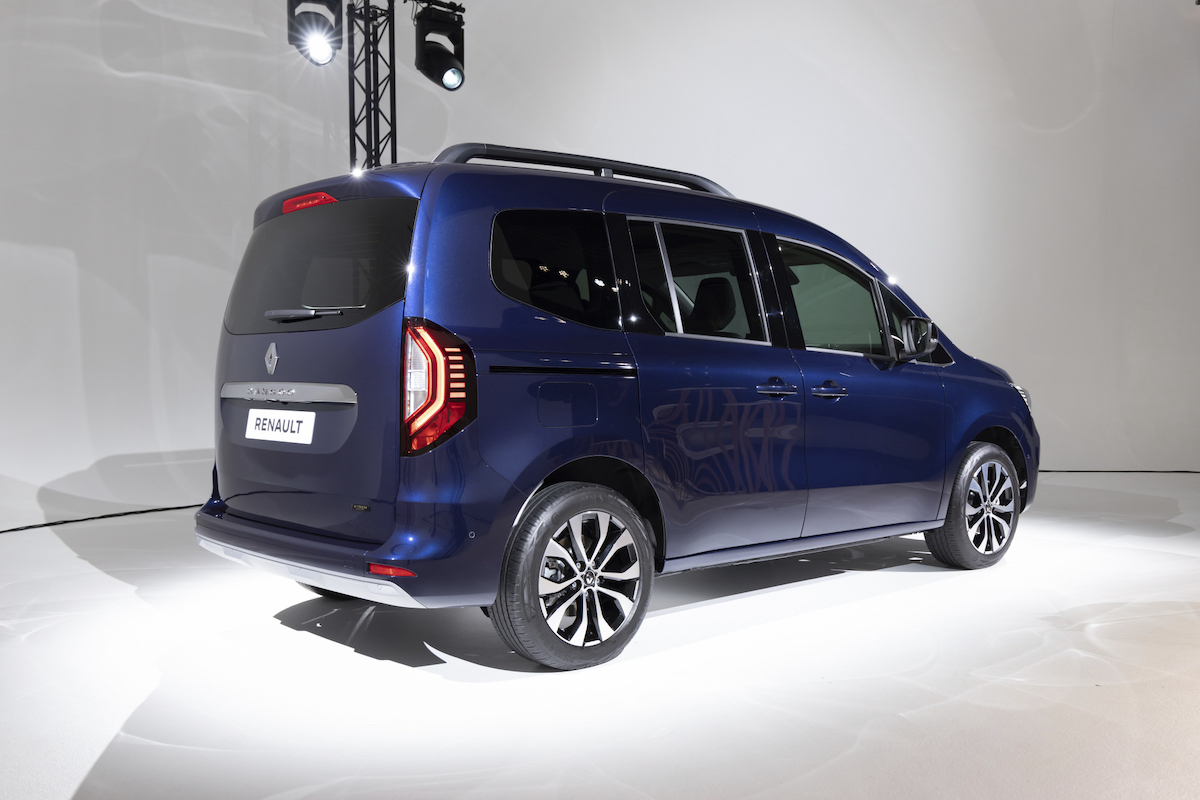 Renault Kangoo passa alla versione full electric Renault Kangoo passa alla versione full electric