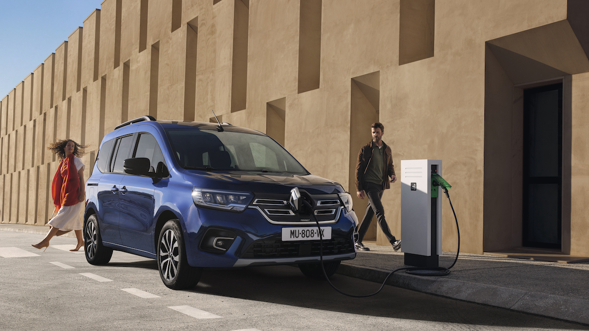 Renault Kangoo passa alla versione full electric Renault Kangoo passa alla versione full electric