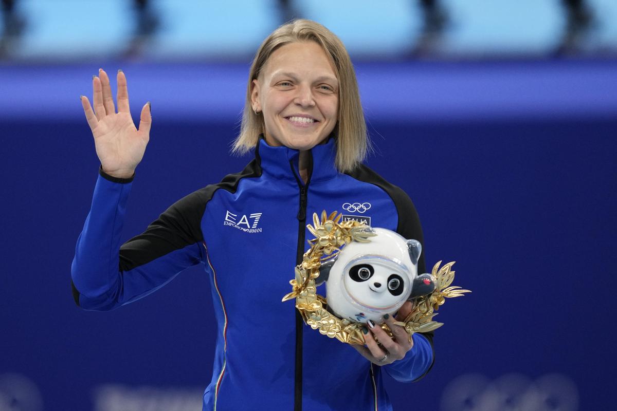 Arianna Fontana potrebbe gareggiare alle Olimpiadi per gli Stati Uniti Arianna Fontana potrebbe gareggiare alle Olimpiadi per gli Stati Uniti