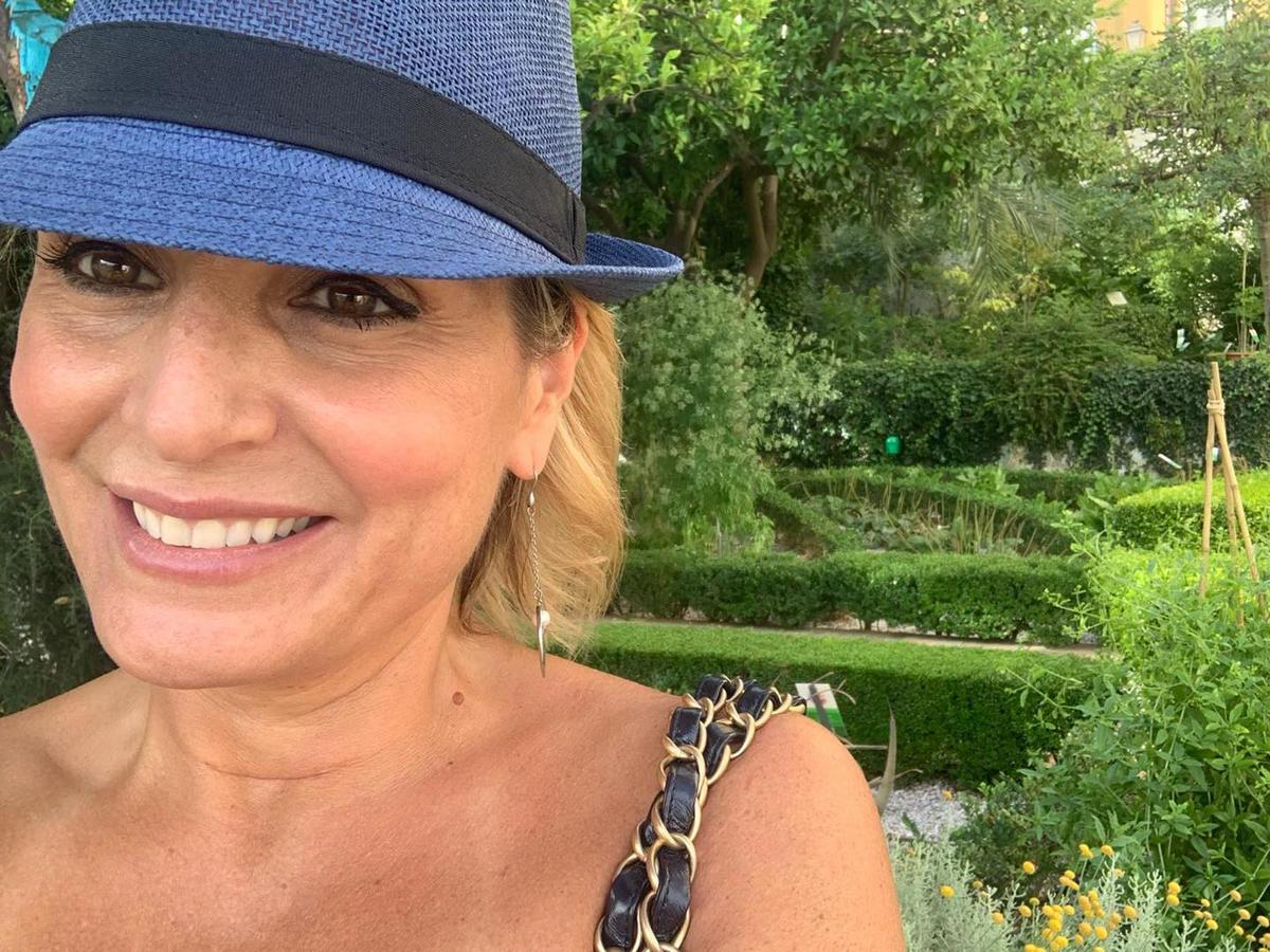 Fuori dal coro, Giordano asfalta Viola: “Non sai manco chi è il primo enologo” Fuori dal coro, Giordano asfalta Viola: “Non sai manco chi è il primo enologo”