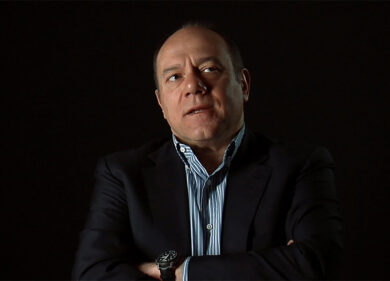 Carlo Verdone insieme a Corinna: il gossip rilancia la nuova fiamma- FOTO