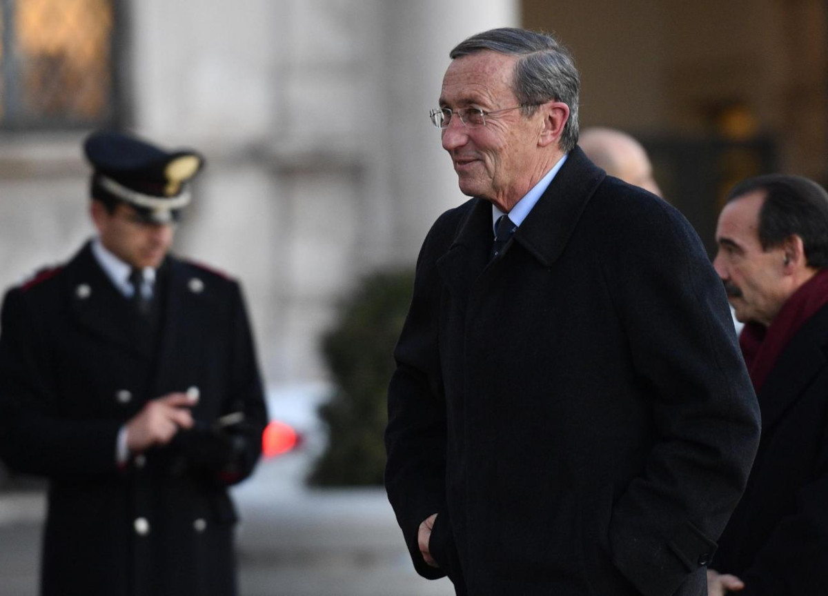 FdI, il ritorno del decano Fini. “L’ex leader di An punta alle Europee 2024” FdI, il ritorno del decano Fini. “L’ex leader di An punta alle Europee 2024”