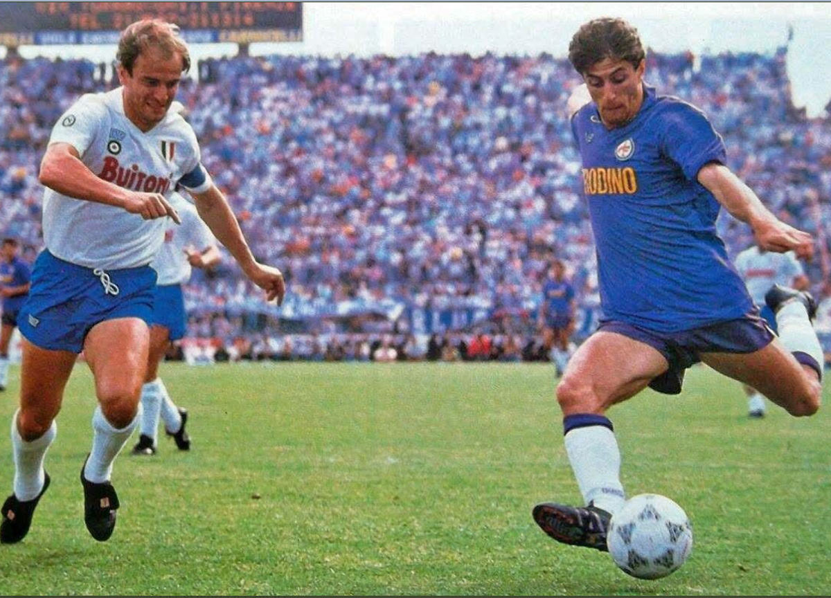 Morte Vialli doping, Di Chiara: “In quelle bibite c’erano colori strani” Morte Vialli doping, Di Chiara: “In quelle bibite c’erano colori strani”