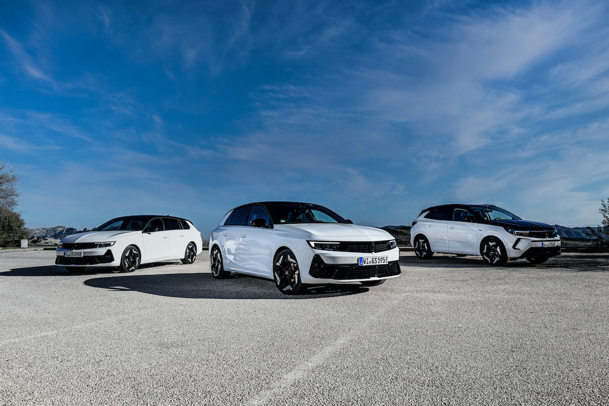 La storica sportività Opel GSe è ora ibrida plug-in