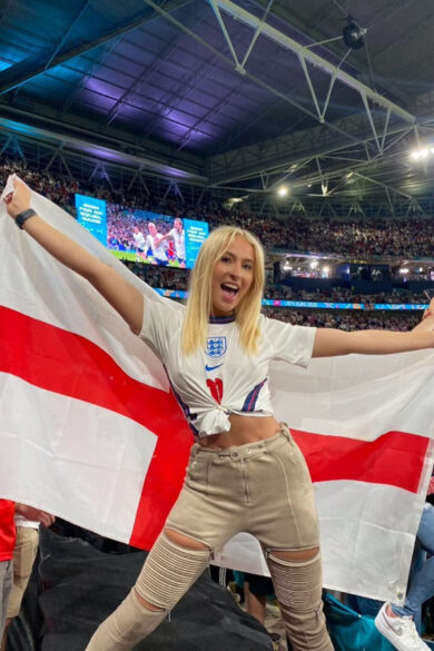 Astrid, la tifosa del Chelsea in gol su Onlyfans: foto da… ko tecnico!