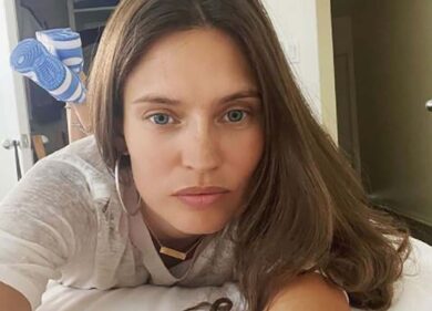 Bianca Balti choc: “Vicino alla scuola di mia figlia c’era un uomo armato”