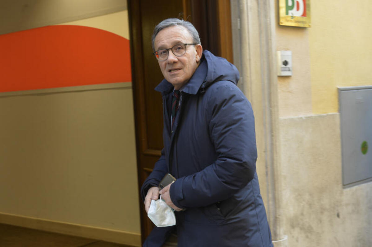 “Vedevamo solo le facce dallo spioncino”. Il Pd ha parlato coi boss al 41 bis