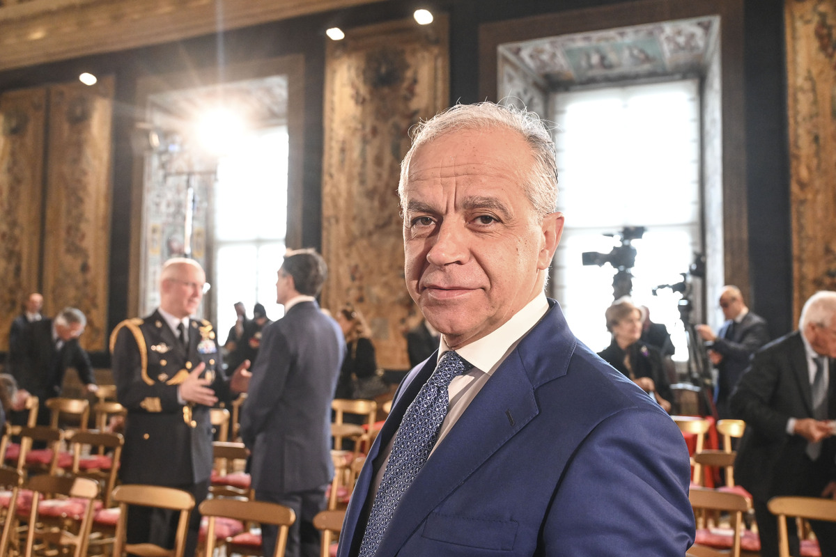 Migranti, ultimatum dell’Ue all’Italia: “Ritirare il decreto sulle Ong” Migranti, ultimatum dell’Ue all’Italia: “Ritirare il decreto sulle Ong”
