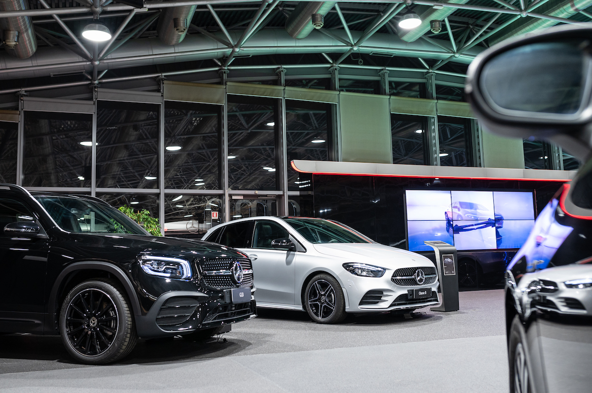 Mercedes, gli show room si trasformano in point of Experience