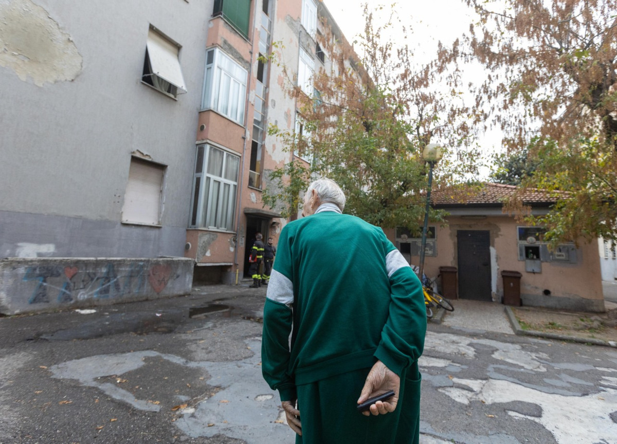 Ue, case green in classe D entro il 2033. L’Ance: “Serviranno almeno 630 anni” Ue, case green in classe D entro il 2033. L’Ance: “Serviranno almeno 630 anni”