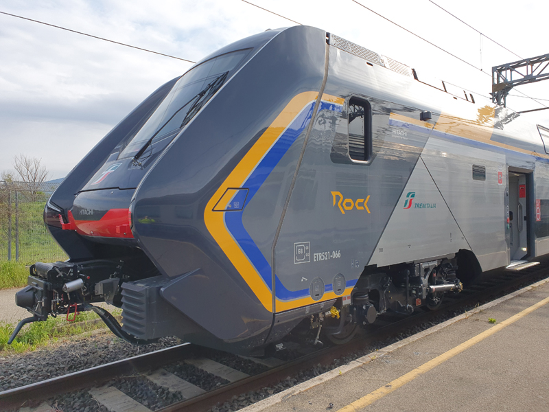Regionale di Trenitalia: arriva in Piemonte il quarto treno Rock Regionale di Trenitalia: arriva in Piemonte il quarto treno Rock