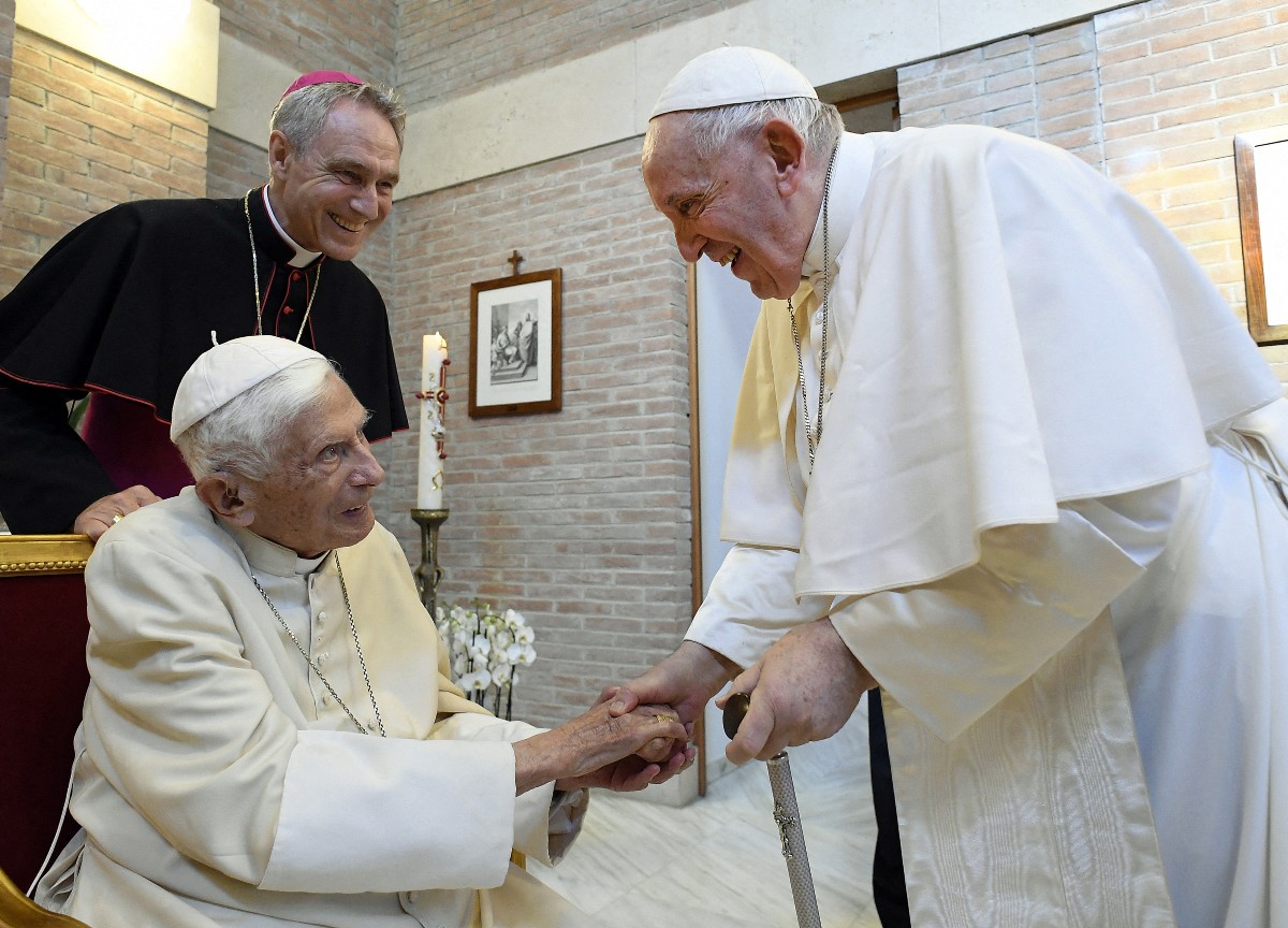 Il Papa “Parlavo di omosessualità con Ratzinger. Voglio vedere Putin-Zelensky” Il Papa “Parlavo di omosessualità con Ratzinger. Voglio vedere Putin-Zelensky”
