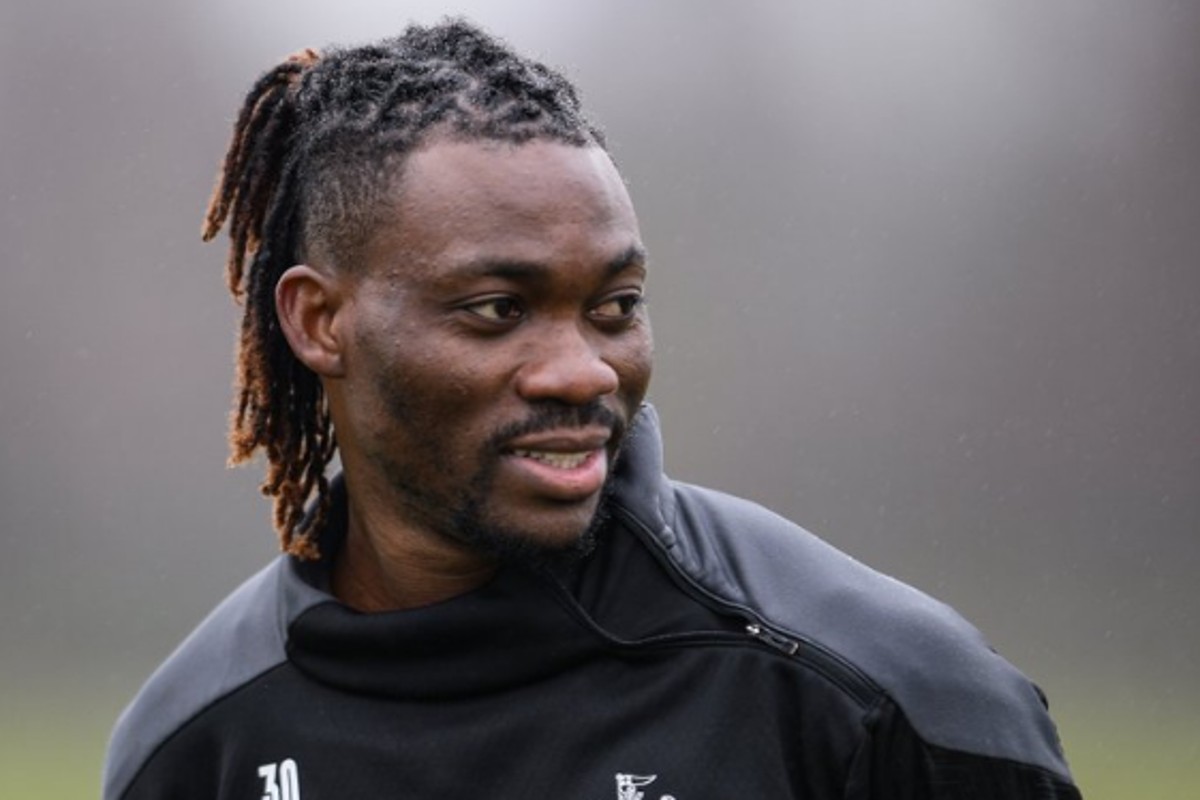 Terremoto Turchia, estratto vivo dalle macerie ex calciatore del Chelsea Atsu Terremoto Turchia, estratto vivo dalle macerie ex calciatore del Chelsea Atsu