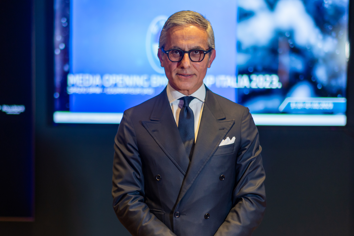 BMW accelera nella mobilità elettrica