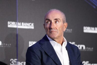 Fineco, un 2022 da record: ecco perché si allontanano le nozze con Mediobanca