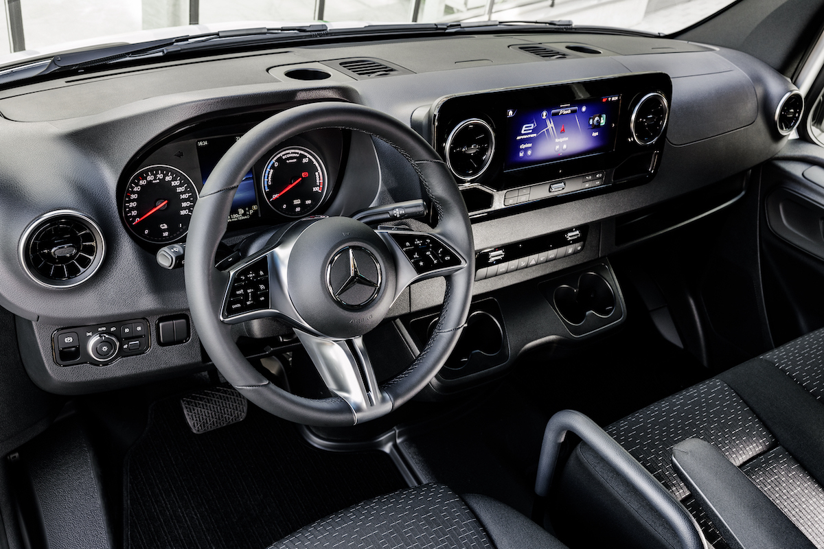 Mercedes-Benz presenta il nuovo eSprinter in allestimento eVan Mercedes-Benz presenta il nuovo eSprinter in allestimento eVan