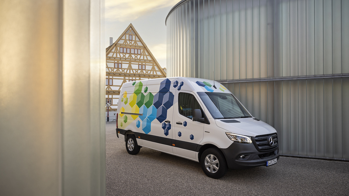 Mercedes-Benz presenta il nuovo eSprinter in allestimento eVan Mercedes-Benz presenta il nuovo eSprinter in allestimento eVan