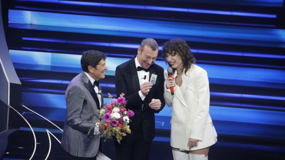Sanremo, dal trio Al Bano-Ranieri-Morandi a Fagnani: cronaca della 2ª serata