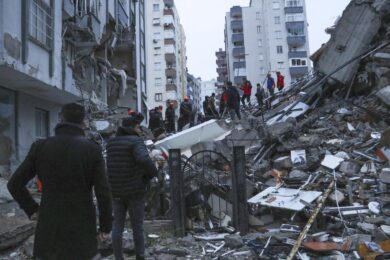 Dritto e Rovescio, ospiti stasera: tutta la tragedia del terremoto in Turchia