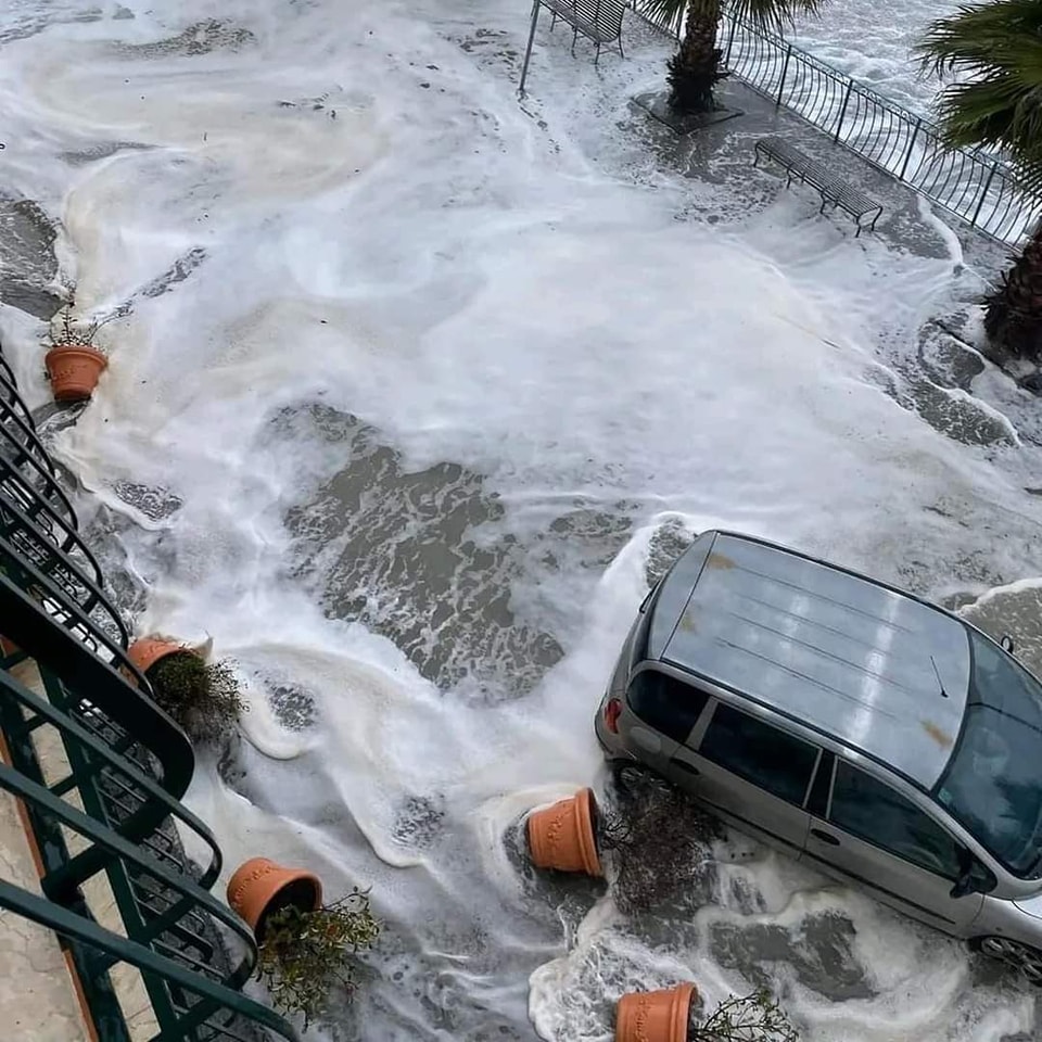 Maltempo in Sicilia, situazione drammatica: 70 sfollati nel siracusano Maltempo in Sicilia, situazione drammatica: 70 sfollati nel siracusano