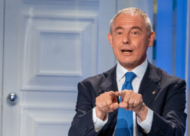 Governo, Urso: “Gas? Autonomi dalla Russia già nel 2023. Italia hub europeo”