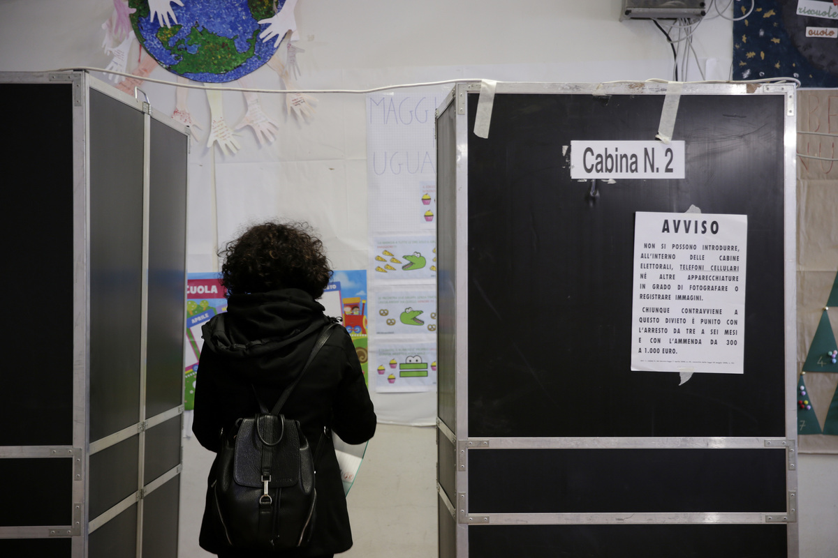 Regionali, quando i risultati? Dalle 15 via allo spoglio e agli exit-poll Regionali, quando i risultati? Dalle 15 via allo spoglio e agli exit-poll