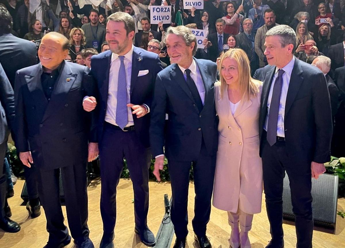 Totogiunta: i due schemi. A Fdi 8 o 10 assessori. Chi entra e chi no. Inside Totogiunta: i due schemi. A Fdi 8 o 10 assessori. Chi entra e chi no. Inside