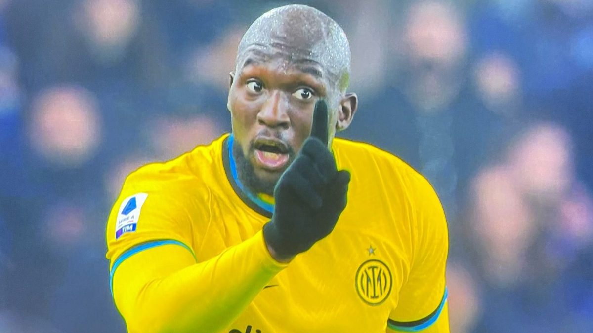 Inter, Lukaku insulta Barella. “Figlio di p…”. Inzaghi: “Cose da non vedere”