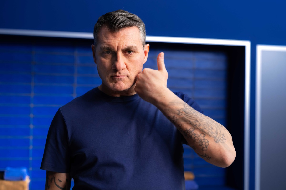 Gillette, on air due nuovi spot con protagonista Bobo Vieri Gillette, on air due nuovi spot con protagonista Bobo Vieri