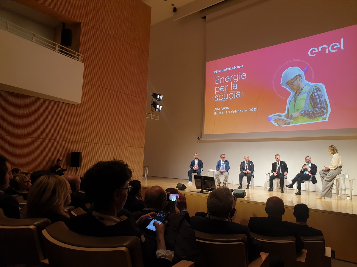Enel, presentato il progetto “Energie per la scuola” Enel, presentato il progetto “Energie per la scuola”