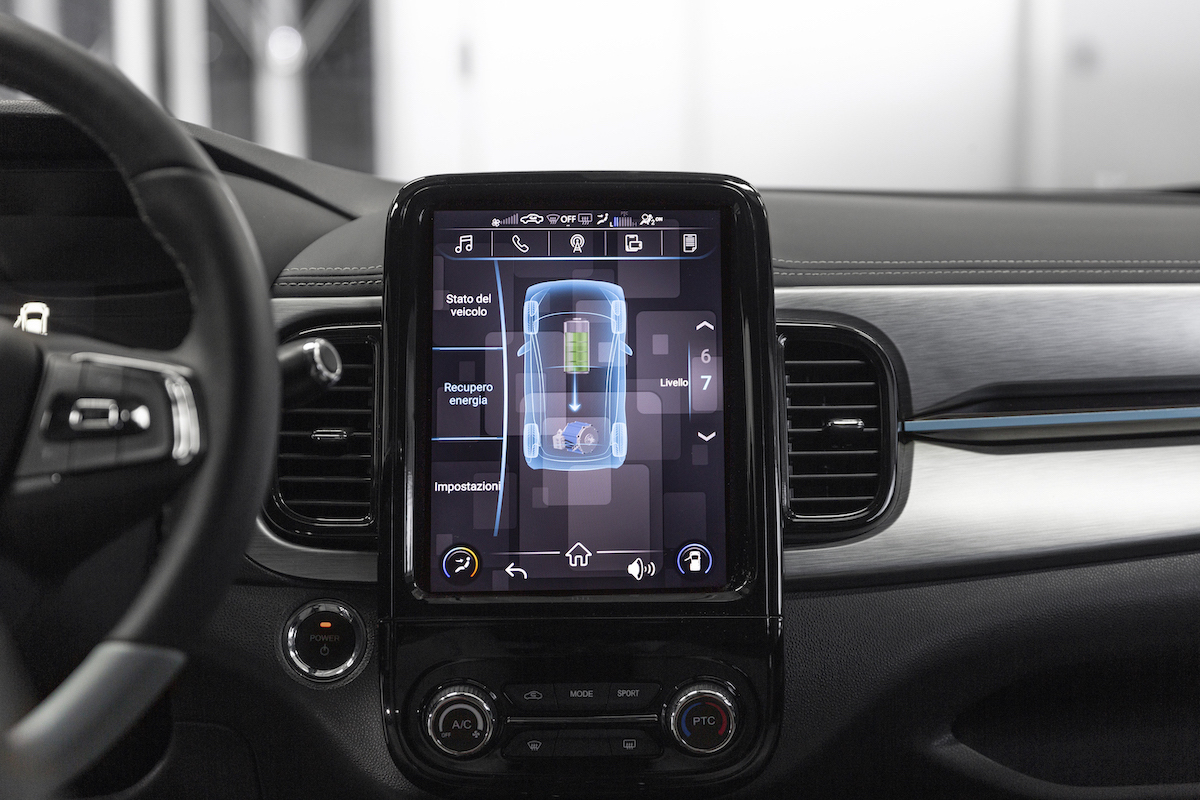 DR 1.0 EV, la prima city car 100% elettrica made in Italy DR 1.0 EV, la prima city car 100% elettrica made in Italy