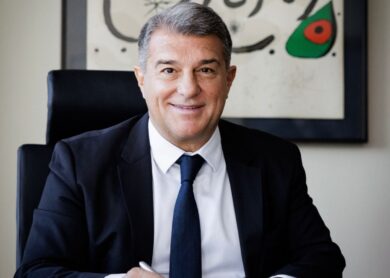 Barcellona travolto dallo scandalo corruzione: soldi al capo degli arbitri