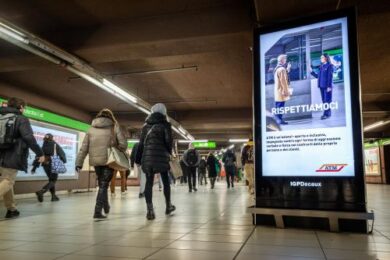 Milano, la nuova campagna di Atm: “Rispettiamoci”