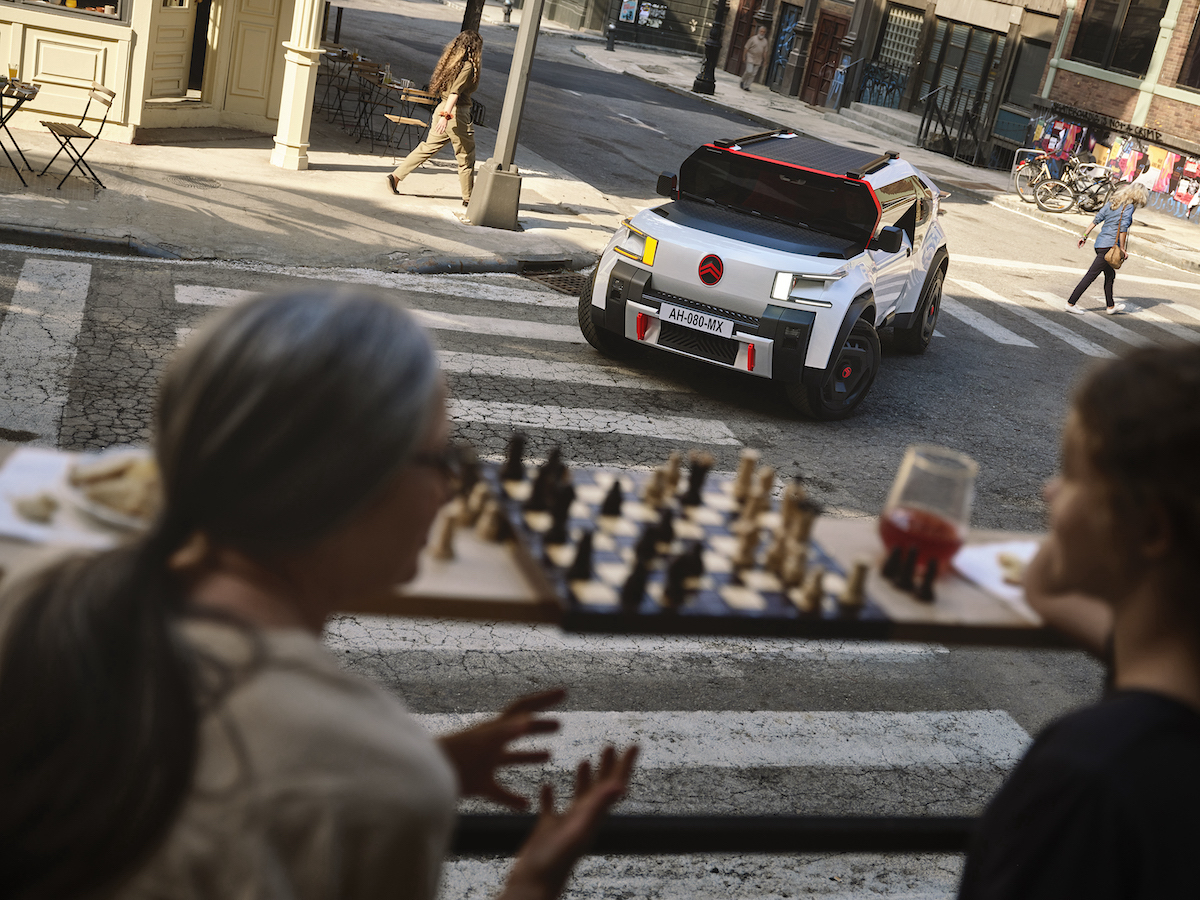 Citroën Oli:il futuro di una mobilità conveniente, sostenibile e gioiosa. Citroën Oli:il futuro di una mobilità conveniente, sostenibile e gioiosa.