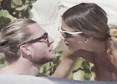 Diletta Leotta, gli amici: è incinta. E Karius…le accarezza il pancino