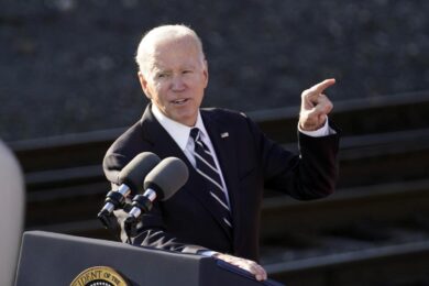 Usa, l’80enne Biden costretto ad un check-up medico. Ricandidatura a rischio